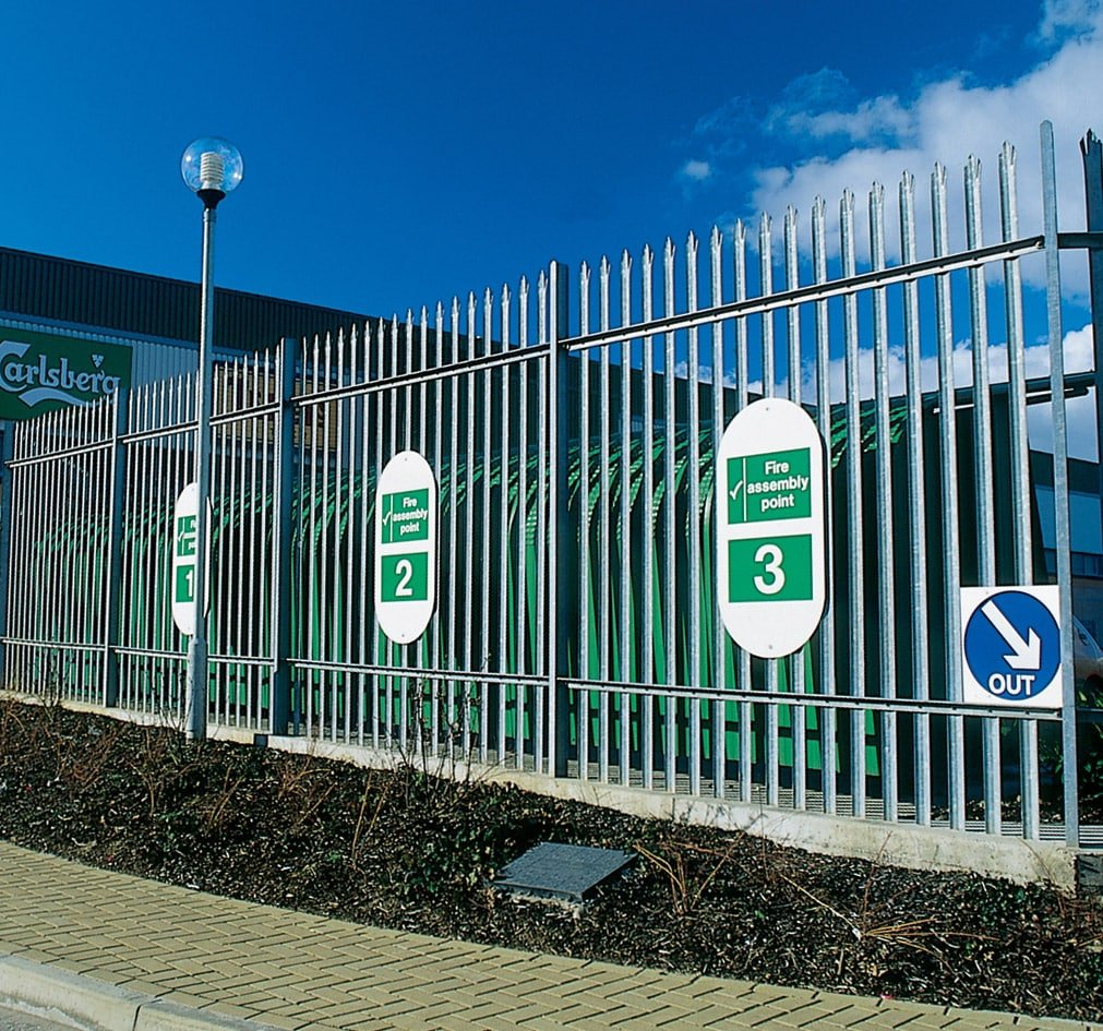 Palisade fence Palisade fence