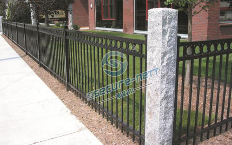  flat top steel fencing Customized1
