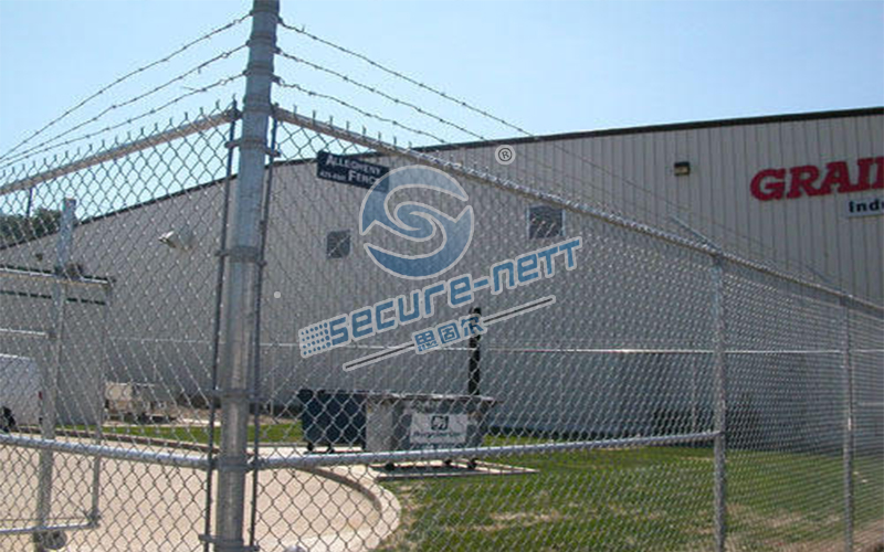 Barbed-Wire-Fencing2