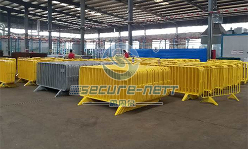 Removable road barrier fence