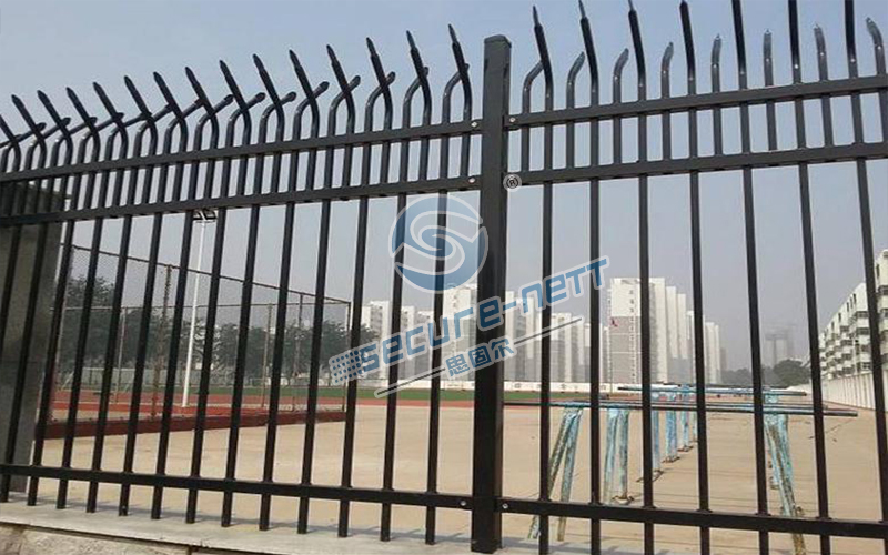 steel fencing For-School1