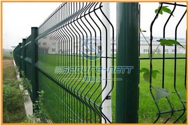 Curved Wire Mesh Panel
