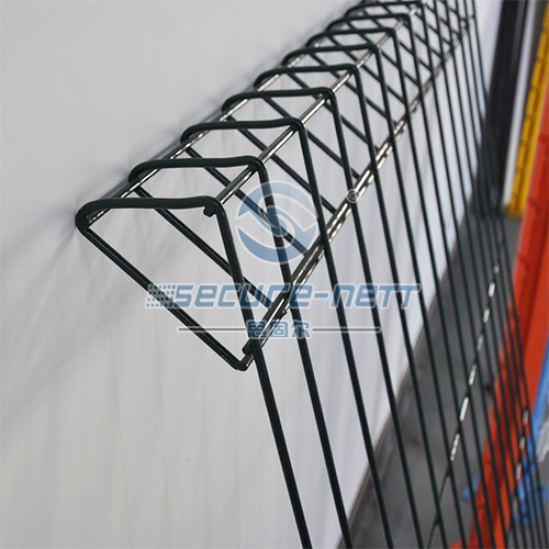 P top welded wire mesh fence
