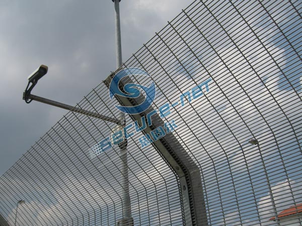 358 High Security Mesh Fence