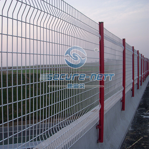 Garden galvanized 3D curved welded wire mesh