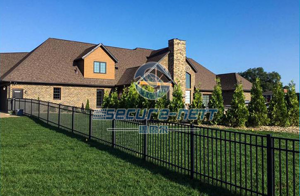 Flat Top Galvanized Steel Aluminum Fence Exporter