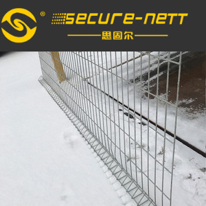 Double roll top welded fencing